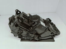Laden Sie das Bild in den Galerie-Viewer, Mercedes-Benz A KLASSE W176 12- SCHEINWERFER LINKS H7 EU A1768203861KZ