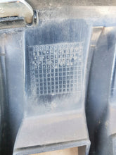 Laden Sie das Bild in den Galerie-Viewer, BMW X1 F48 NIERE CHROM GRILL BLENDE RECHTS