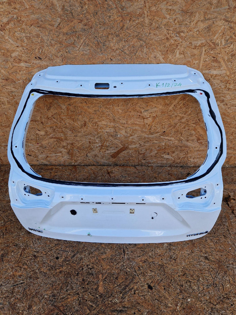 TOYOTA YARIS CROSS 20- HECKKLAPPE HINTEN