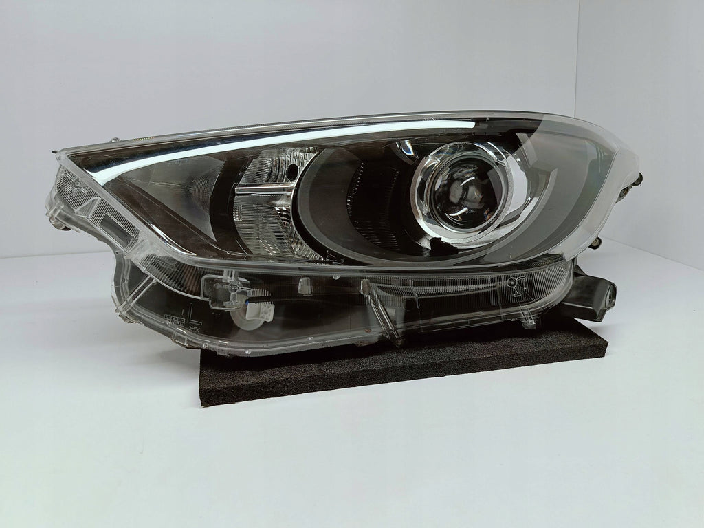 TOYOTA YARIS IV 4 19- LAMPA REFLEKTOR LEWY PRZÓD SOCZEWKA KOITO K0-6 EU