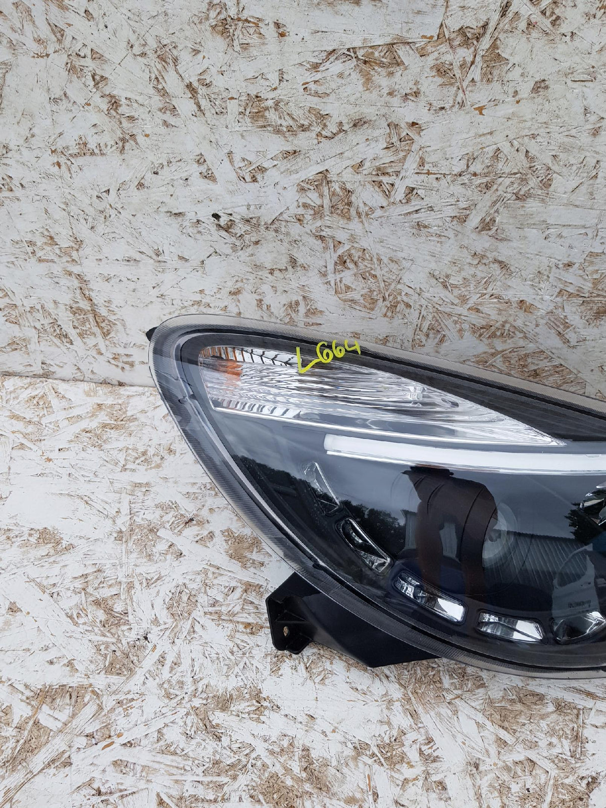 Opel Corsa E Lampa Prawa Przód Przednia — zdjęcie 2 z 7