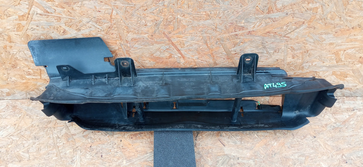 Ford Focus MK3 Lift 14- Kierownica Powietrza Wlot Panel F1EB-8314-Ab — zdjęcie 2 z 11