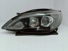 Laden Sie das Bild in den Galerie-Viewer, PEUGEOT 308 II T9 LIFT 17-LAMPA LEWA PRZÓD PRZEDNIA SOCZEWKA+LED 9816990680