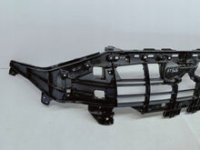 Load image into Gallery viewer, AUDI E-TRON 4KE 19- WZMOCNIENIE STELAŻ ATRAPY GRILLA 4KE807233