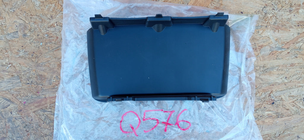 PEUGEOT 2008 I 13- ZAŚLEPKA RADARU OSŁONA WZMOCNIENIE ATRAPA 9802474277