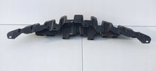 Laden Sie das Bild in den Galerie-Viewer, TOYOTA YARIS III FL 17- OBERE SCHUTZKAPPE VERSTÄRKUNG RAHMEN KÜHLERGRILL 53111-0DB10