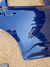 Laden Sie das Bild in den Galerie-Viewer, FORD KUGA MK3 III 19- LV4BS24720 DRZWI PRAWY TYŁ TYLNE