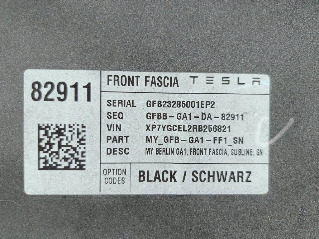 Tesla Model Y MY 20- STOSSSTANGE VORNE OHNE PDC SCHWARZ 1540101-06-C