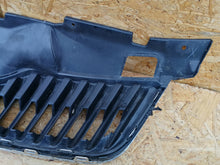 Załaduj zdjęcie do przeglądarki galerii, SKODA FABIA 2 II LIFT 10- ATRAPA GRILL KRATKA ZDERZAKA PRZÓD 5J0853668D