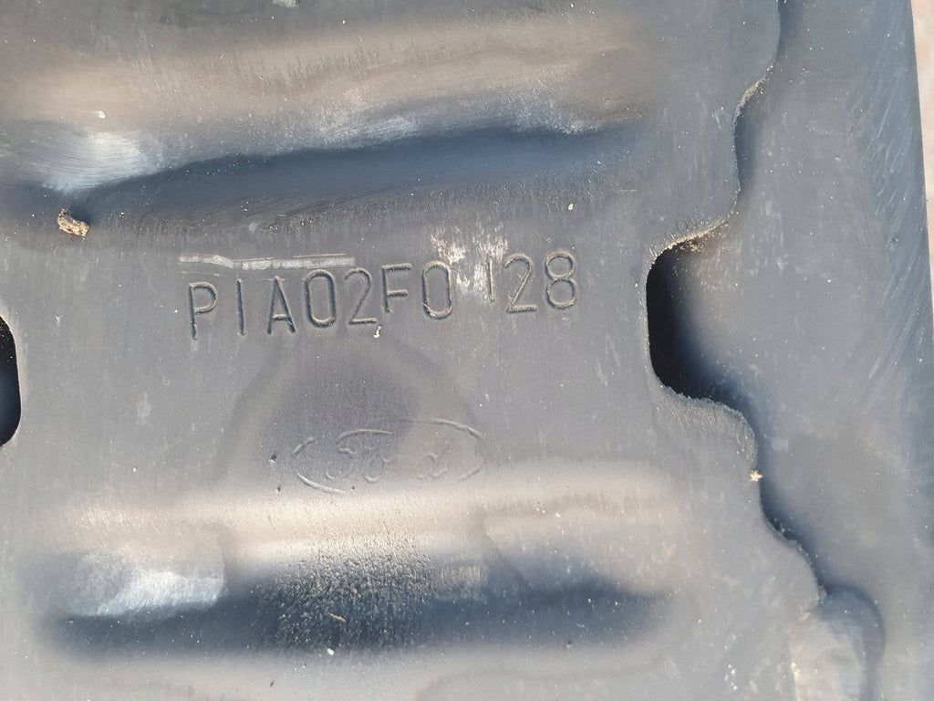 Ford Fiesta MK8 17-BELKA WZMOCNIENIE ABSORBER ZDERZAKA PRZÓD PIA02F0128