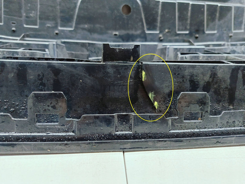 Volkswagen T-Cross 2GM 18- KÜHLERGRILL STOSSFÄNGER VORNE 2GM853653A