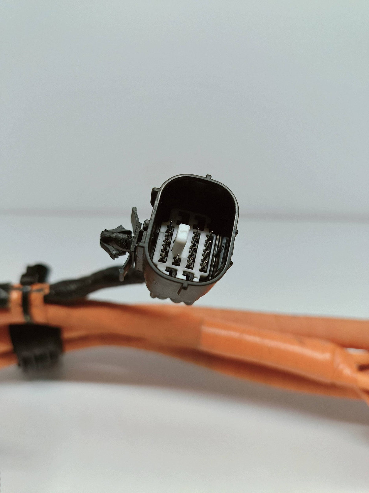 BYD Dolphin EV 22- Ladebuchse Kabel Kabelbaum Original (oe) EM2EU-2106400 — Foto 7 von 15