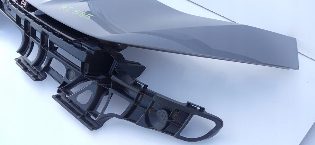 SEAT CUPRA BORN 21- ATRAPA CZĘŚĆ GÓRNA ZDERZAKA PRZÓD STELAŻ 10E807217H