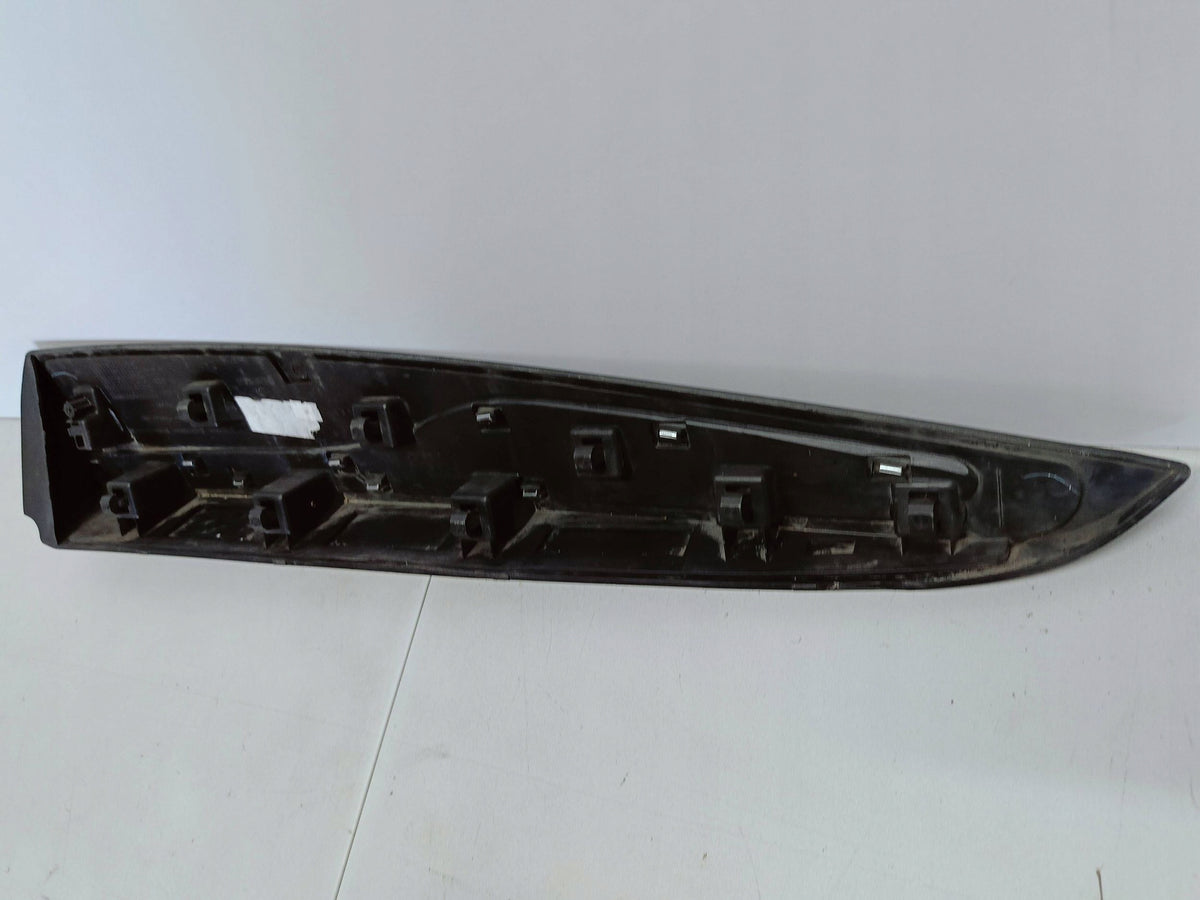 Renault Clio IV 12- Trim Strip Cover Rear Right Door 828762614R — photo 11 of 13