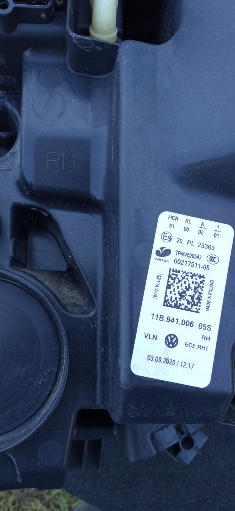 VW ID.4 ID4 21- LAMPA PRAWA PRZÓD PRZEDNIA FULL LED 11B941006