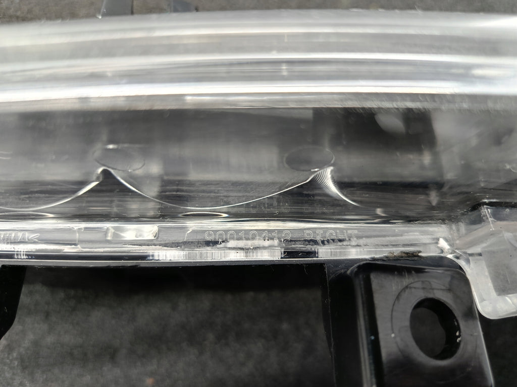 RENAULT CLIO 4 IV CAPTUR 12- HALOGEN DRL RECHTS LEUCHTE 266003864R