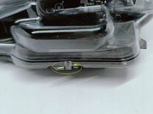 Laden Sie das Bild in den Galerie-Viewer, Toyota Auris II E18 FACELIFT 15- SCHEINWERFER RECHTS LINSE+LED EU 8110-02K30