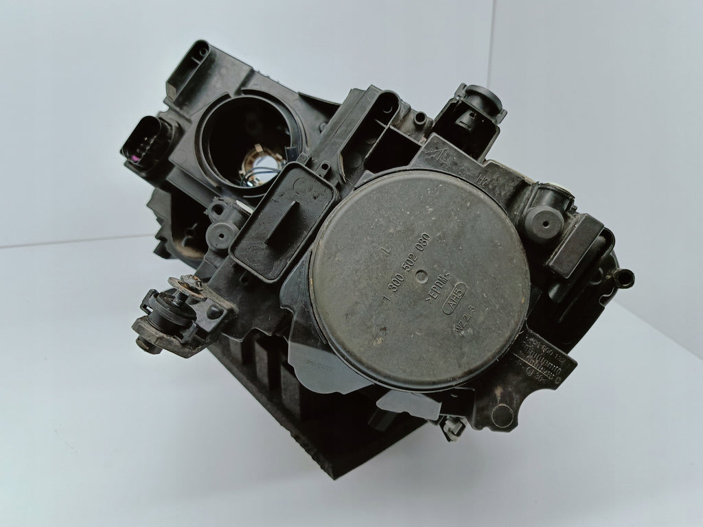 VOLKSWAGEN TIGUAN II 16- LAMPA PRAWA PRZÓD PRZEDNIA ZWYKŁA H7 5NB941006B