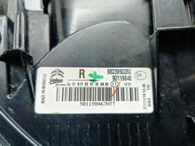 Laden Sie das Bild in den Galerie-Viewer, CITROEN C4 CACTUS LIFT 17- RÜCKLEUCHTE RECHTS HINTEN LED 9823950280