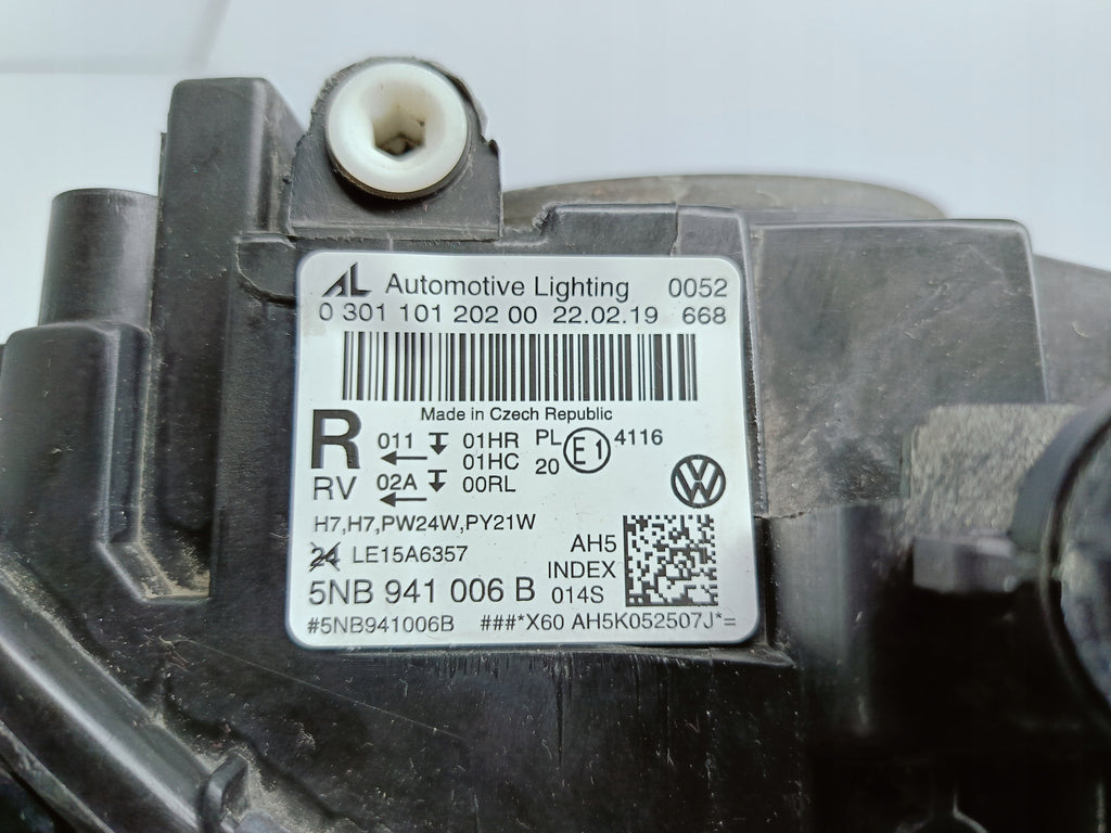 VOLKSWAGEN TIGUAN II 16- LAMPA PRAWA PRZÓD PRZEDNIA ZWYKŁA H7 5NB941006B