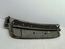 Laden Sie das Bild in den Galerie-Viewer, CITROEN C3 III 16- FRONTSCHÜRZE MITTLERER GITTER GRILL STOSSSTANGE VORNE 9812061877