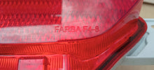 Laden Sie das Bild in den Galerie-Viewer, TOYOTA C-HR CHR 16- NEBELSCHEINWERFER MITTE HINTEN 81480-F4010