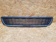 Load image into Gallery viewer, VOLKSWAGEN POLO 6R0 09- ATRAPA KRATKA GRILL ZDERZAKA PRZÓD CHROM 6R0853667B