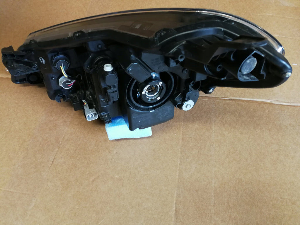 TOYOTA YARIS III LIFT 17- SCHEINWERFER RECHTS VORNE KOITO 0D-197