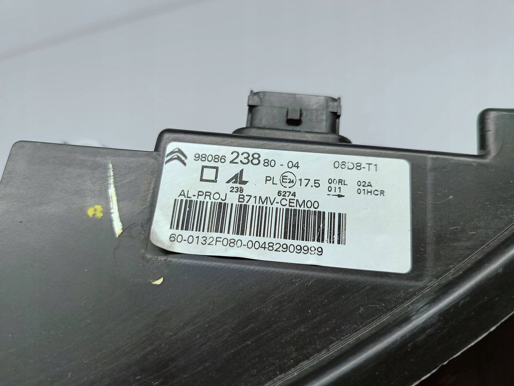 Citroen C4 II B7 LIFT 15- LAMPA LEWA PRZÓD ZWYKŁA H7 + LED 9808623880