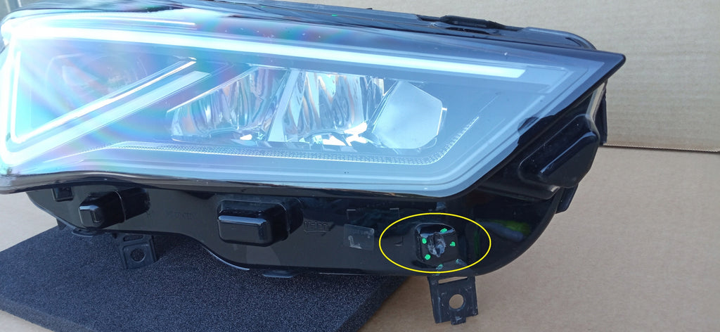 SEAT TARRACO 5FJ 18- LAMPA PRAWA PRZÓD PRZEDNIA FULL LED 5FJ941008H