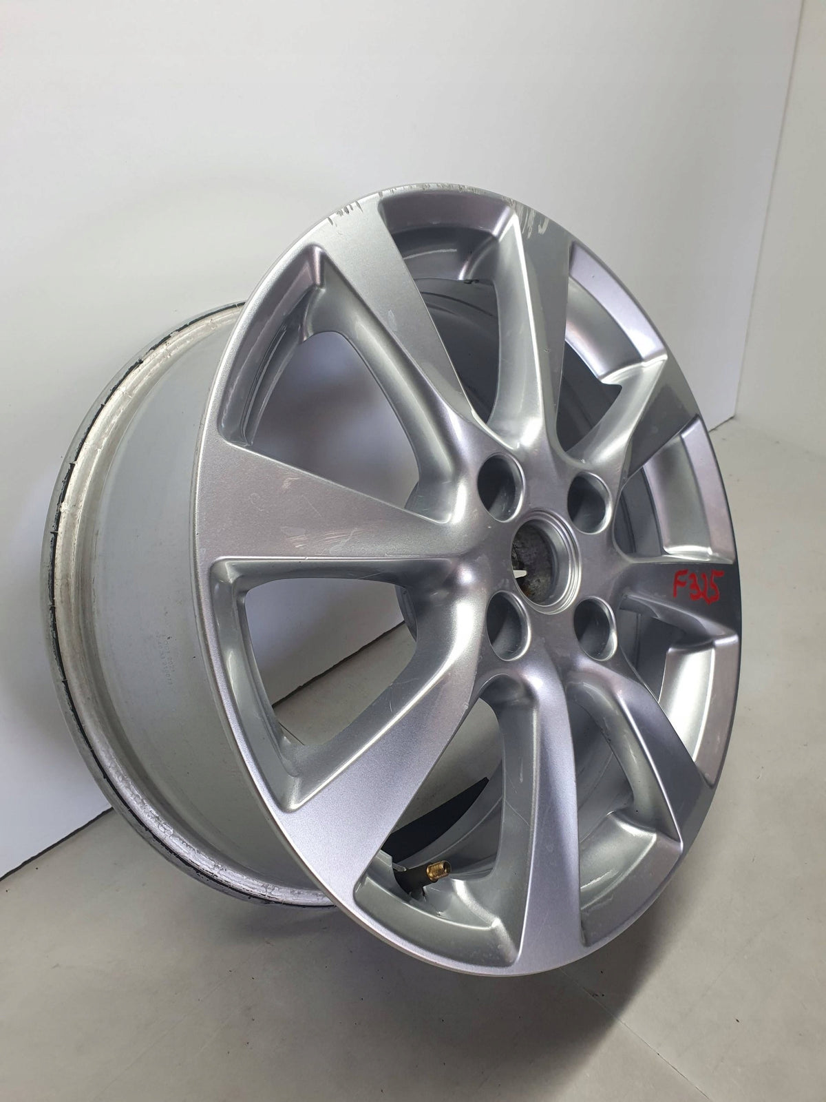 Opel Corsa F Felga Aluminiowa 16 Cali 6,5X16 ET38 4X108 9832274480 — zdjęcie 5 z 16