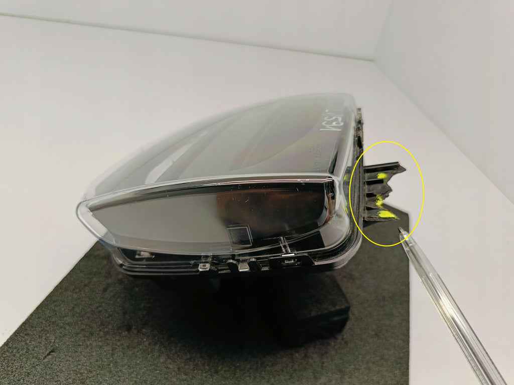 VOLKSWAGEN T-CROSS18- HALOGEN DRL PRAWY LAMPA PRAWA ŚWIATŁO LED 2GM941662A
