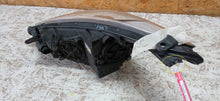 Load image into Gallery viewer, HYUNDAI I30 II 12- LAMPA REFLEKTOR PRAWY PRZÓD SOCZEWKA 92102-A6000 EU OE