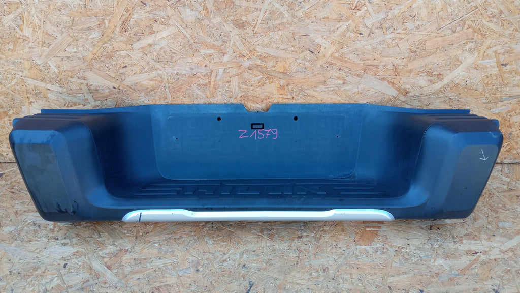TOYOTA HILUX VIII 15- HECKBUMPER HINTEN TRITTSTUFE MITTE PC176-0K00S