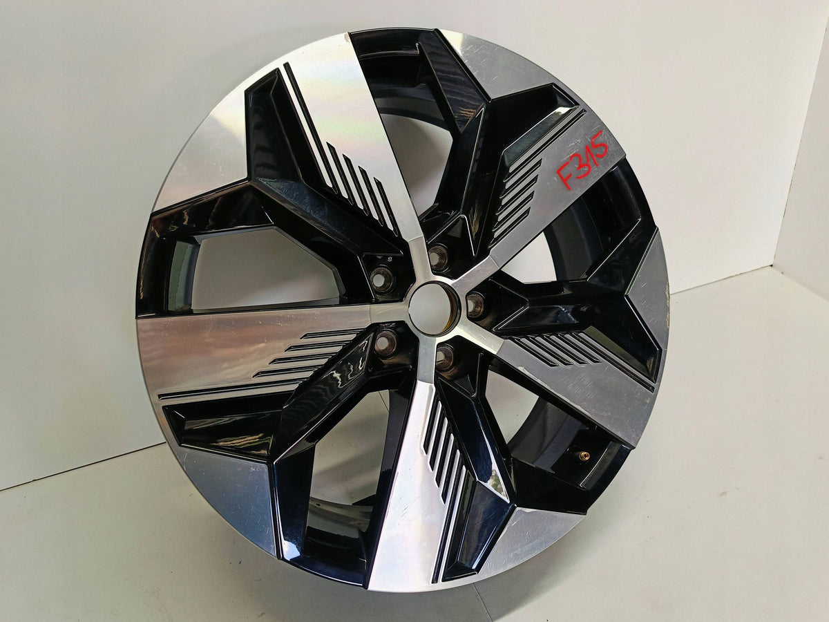 Megane V E-Tech Jante Aluminium 7.0"x20" 5X114.3 ET34 403001816R — photo 3 sur 16
