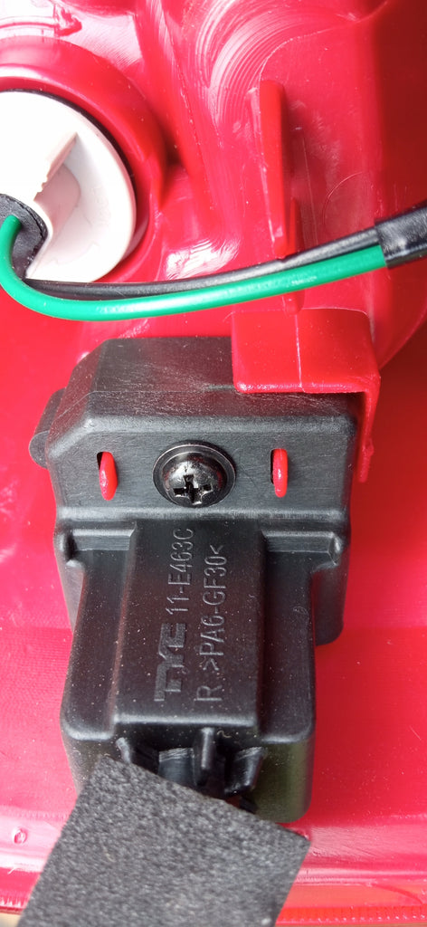 KIA PICANTO III 17- LAMPA PRAWA TYLNA PRAWY TYŁ TYC 11-E463