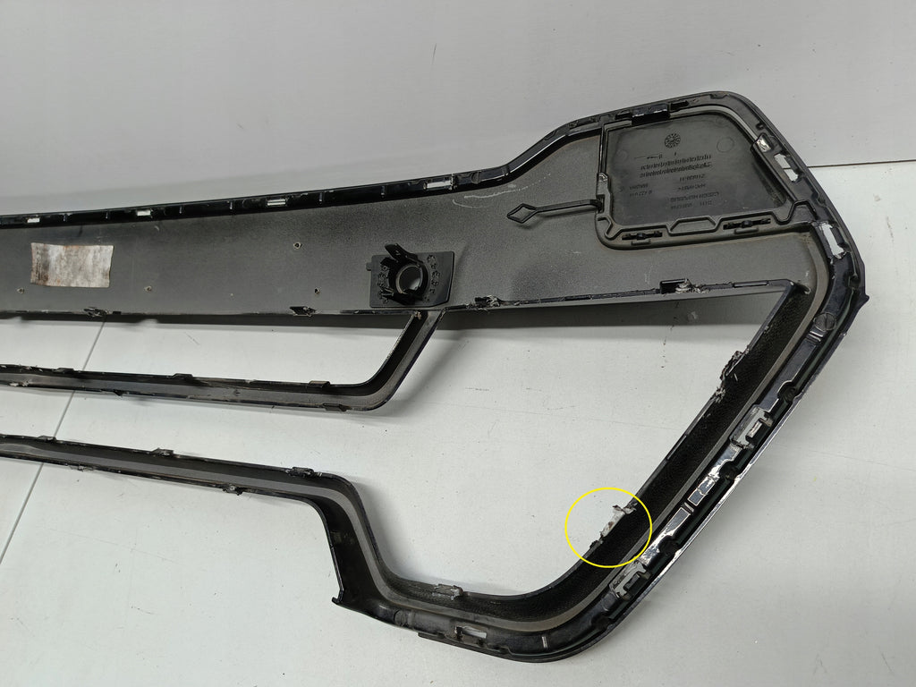 BMW X1 U11 M-PAKIET 22- KRATKA ATRAPA GRILL ZDERZAKA PRZÓD PDC 51119881918