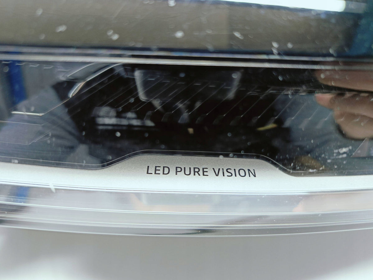 Renault Megane V 5 E-Tech 21- Vorne Links Leuchte Full LED EU 260606256R — Foto 7 von 15