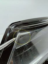 Laden Sie das Bild in den Galerie-Viewer, Skoda Kodiaq 17- SCHEINWERFER LINKS VORN FULL LED EU 566941015E