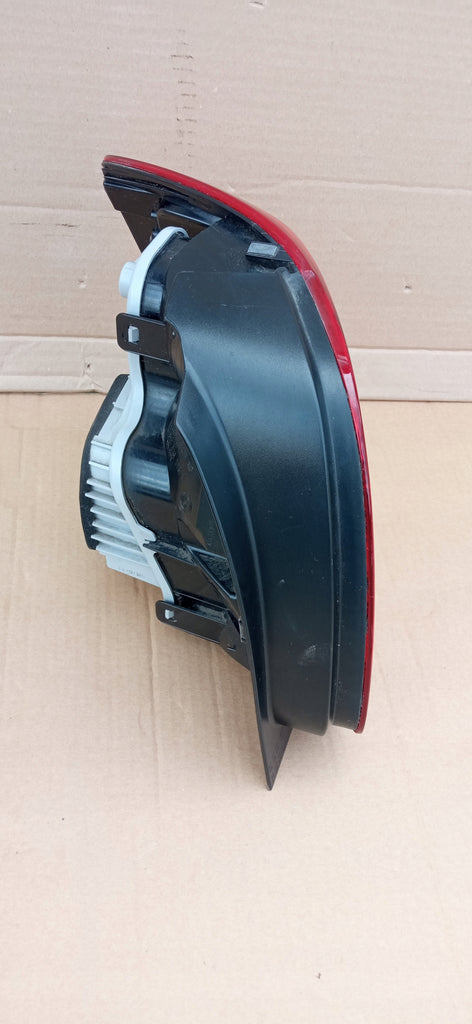 VOLKSWAGEN POLO V 6R 09- RÜCKLEUCHTE RECHTS HINTEN 6R0945096AF