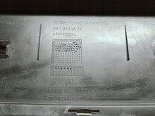 Laden Sie das Bild in den Galerie-Viewer, CITROEN C3 III 16- FRONTSCHÜRZE MITTLERER GITTER GRILL STOSSSTANGE VORNE 9812061877