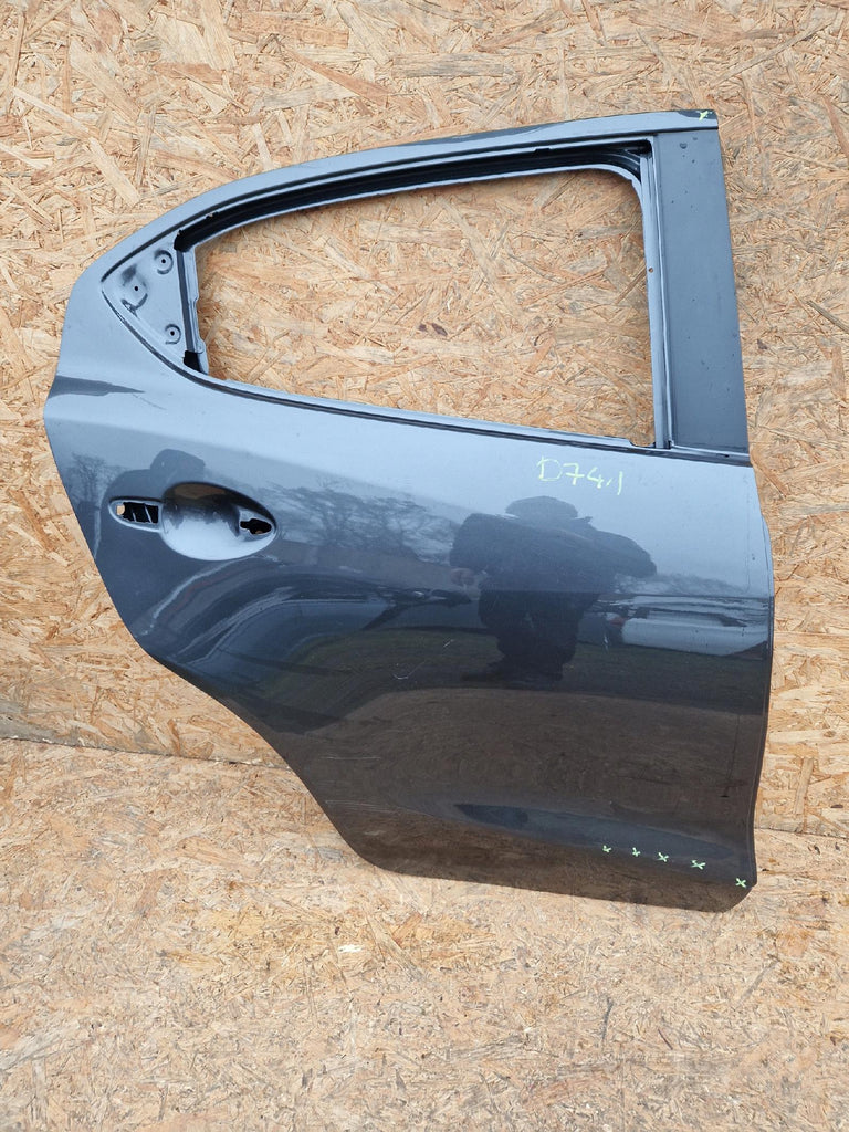 MAZDA 2 II DJ 14- D09L72010 DRZWI PRAWY TYŁ TYLNE