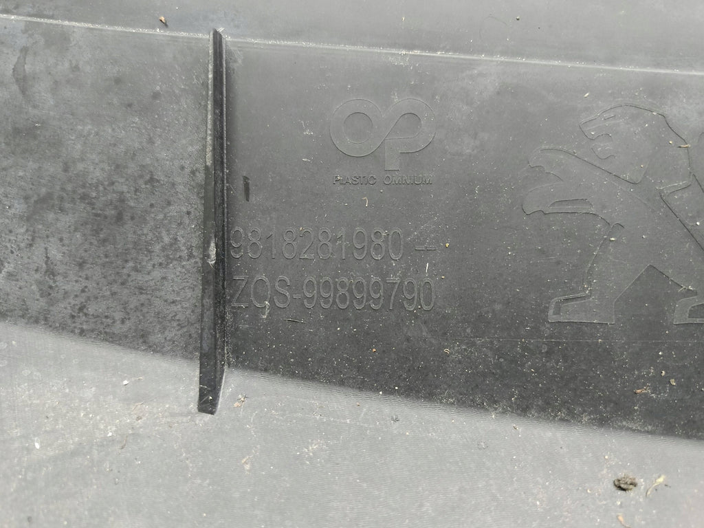 Peugeot Partner IV 4 18- ATRAPA GRILL ZDERZAKA PRZEDNIEGO 9818281980