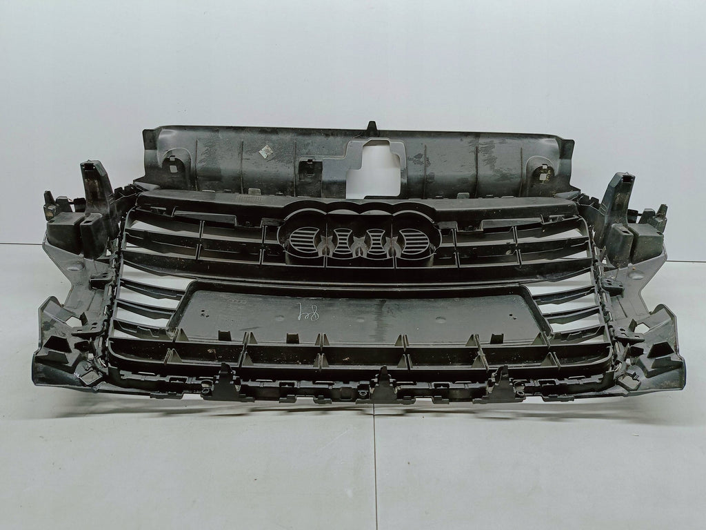 Audi A3 S3 8V SEDAN 13- ATRAPA GRILL ZDERZAKA PRZEDNIEGO 8V5853651