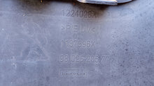 Laden Sie das Bild in den Galerie-Viewer, PEUGEOT 2008 13- UNTERER ANSATZ STOßSTANGENSPOILER VORNE 9802520577
