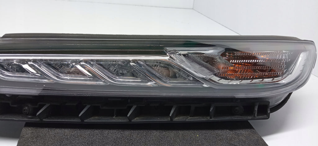 HYUNDAI KONA I 17- LAMPA GÓRNA ŚWIATŁO DRL LEWY PRZÓD 92207-J9000