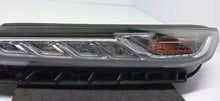 Load image into Gallery viewer, HYUNDAI KONA I 17- LAMPA GÓRNA ŚWIATŁO DRL LEWY PRZÓD 92207-J9000
