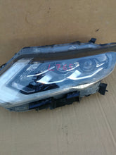 Laden Sie das Bild in den Galerie-Viewer, NISSAN X-TRAIL T32 FACELIFT 17- SCHEINWERFER LINKS VORN VOLL LED EU