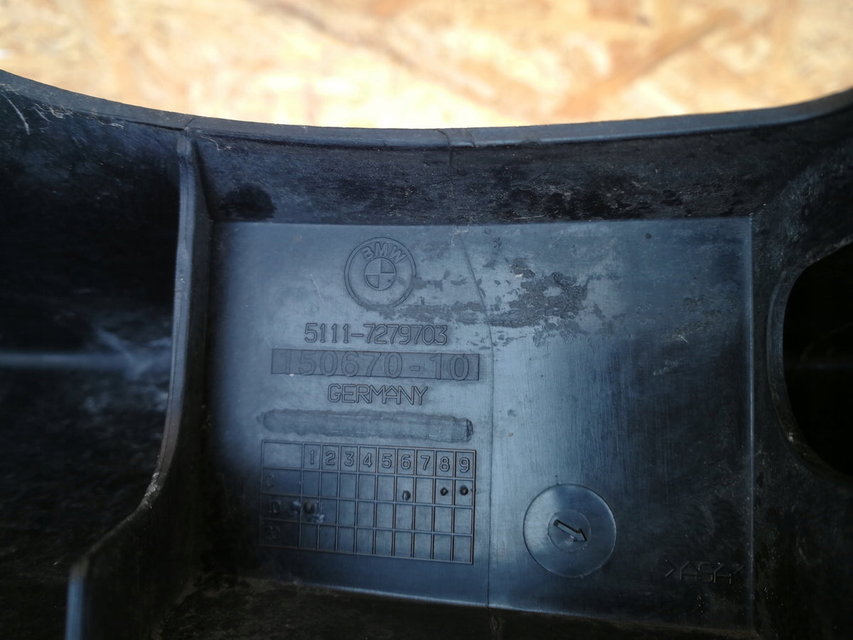 BMW 3 F30 F31 12- Grille Calandre Entrée D'air Pare-Chocs Avant 5111-7279703 — photo 13 sur 14