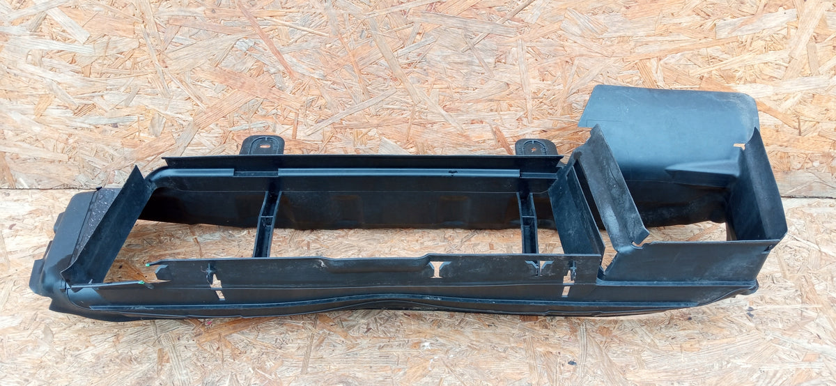 Ford Focus MK3 Lift 14- Kierownica Powietrza Wlot Panel F1EB-8314-Ab — zdjęcie 10 z 11